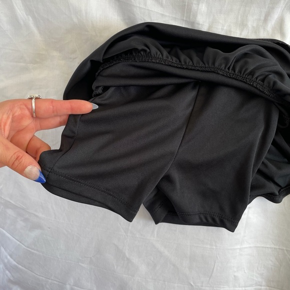 Adidas/ 2T/ Girl/ Skirt/ Black/ Purple-ish Detail On Both Sides/ $5 - Picture 5 of 7